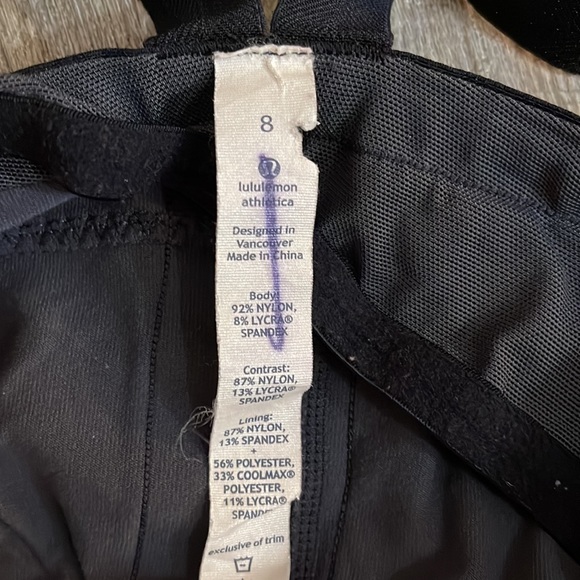 GUC Lululemon grey with black top - Picture 6 of 6